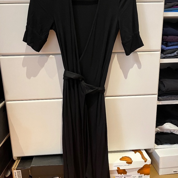 Diane Von Furstenberg Wrap dress - Picture 1 of 2